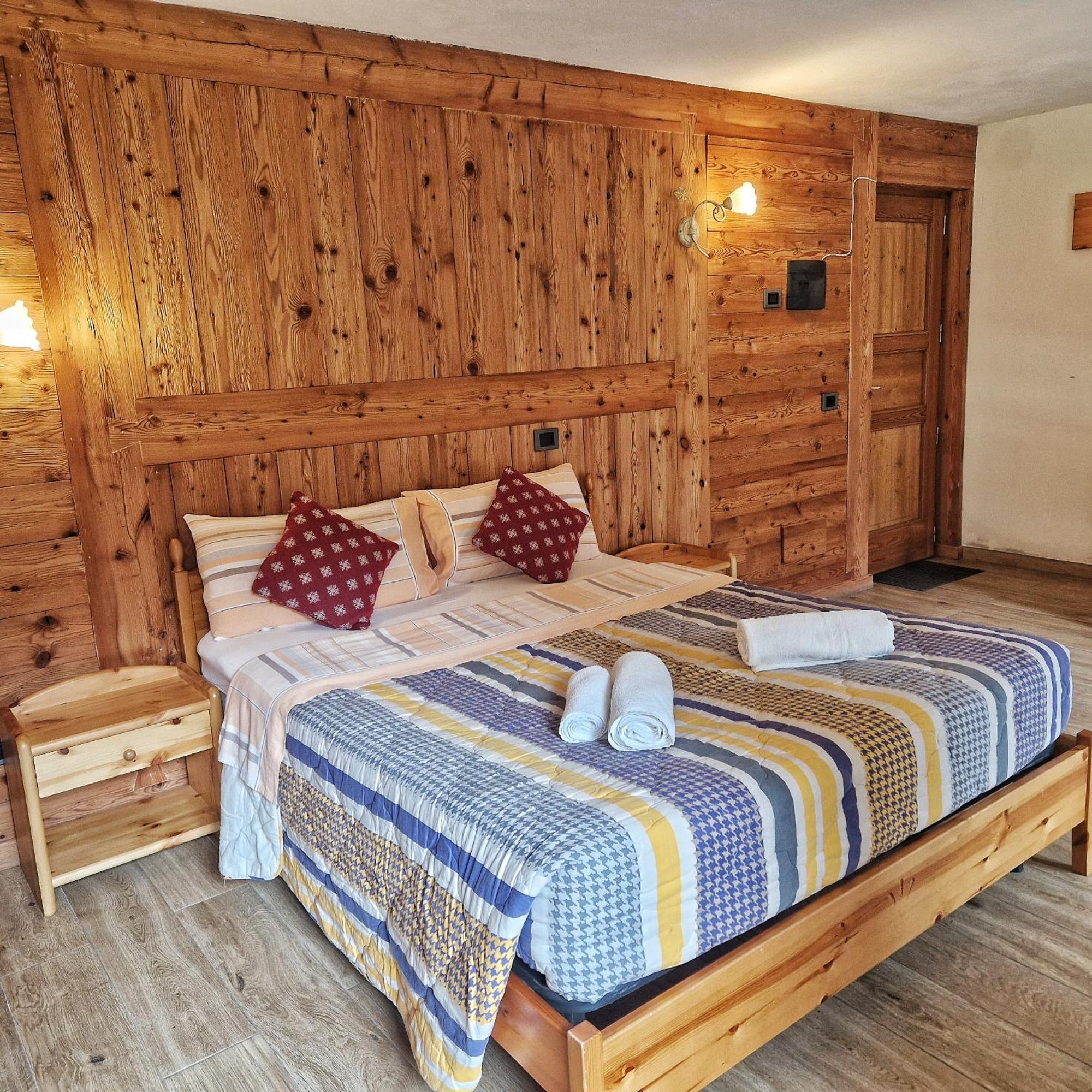 Le Nid De L'Aigle Hotel Champoluc Buitenkant foto